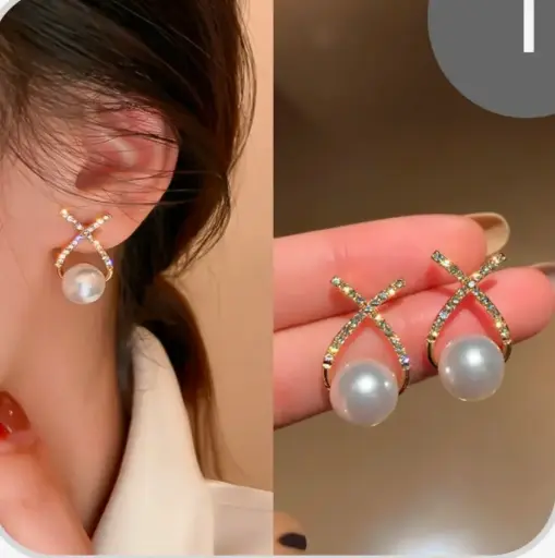 High-grade cross pearl earrings